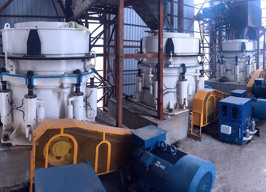 SMS系列多缸液壓圓錐破碎機，精品骨料生產(chǎn)線的理想選擇