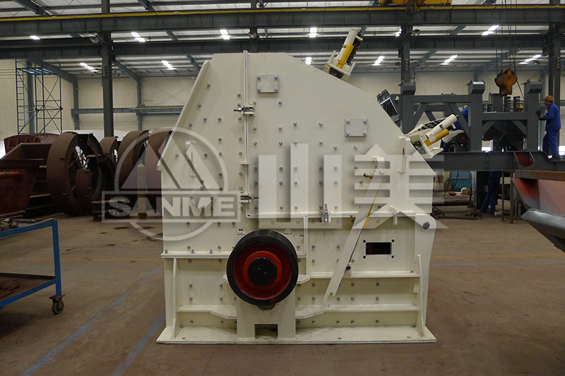 反擊式破碎機(jī)的保養(yǎng)需要注意哪些事項(xiàng)？