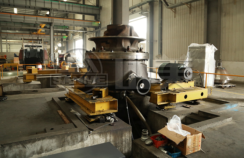 圓錐破碎機(jī)與錘式破碎機(jī)哪個破碎花崗巖效果好？