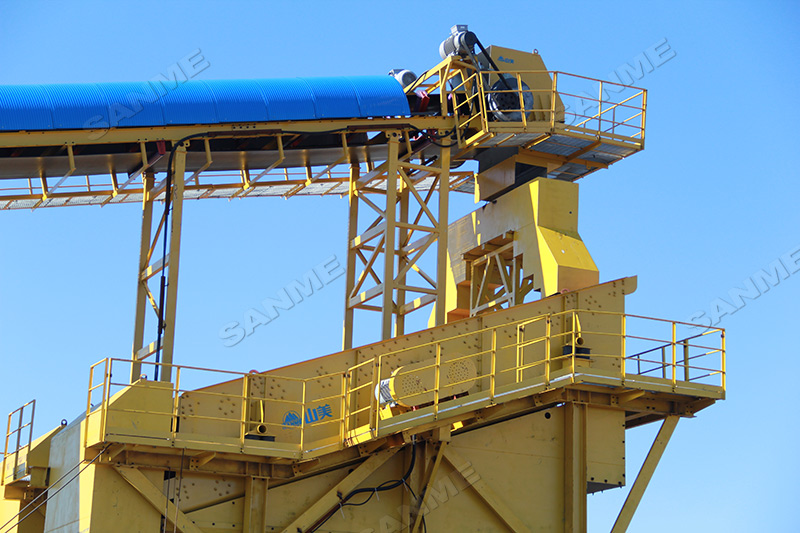 機(jī)制砂生產(chǎn)線選固定式還是移動(dòng)式？理性選擇提升生產(chǎn)效率