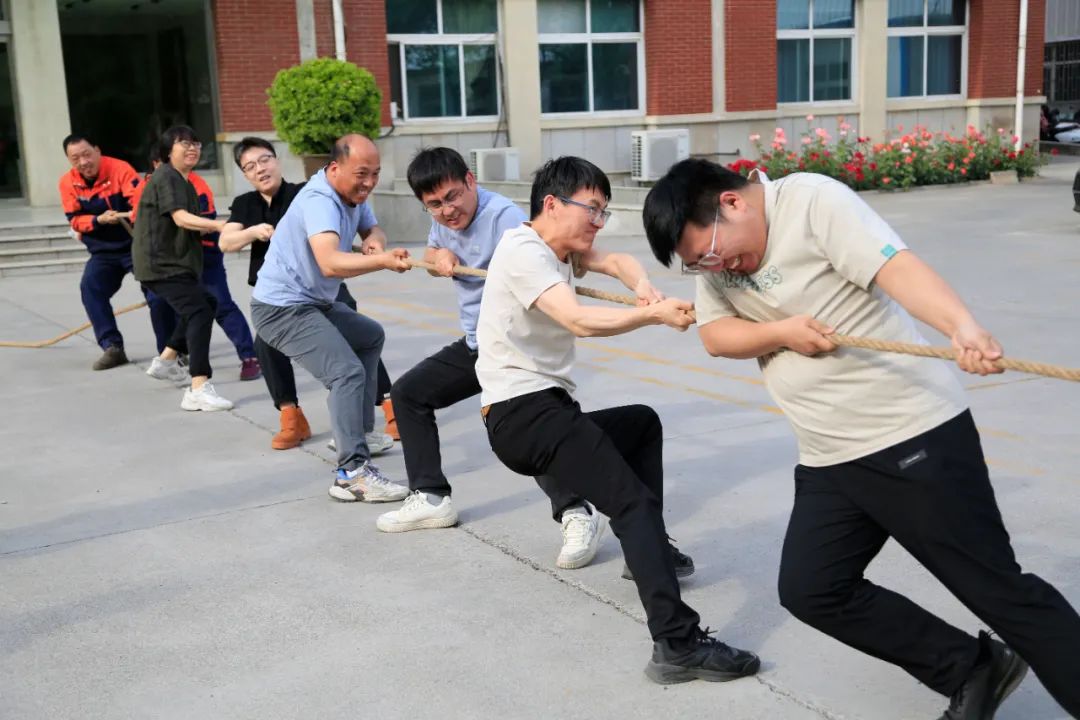 上海山美股份2025春季運動會火熱啟幕！拔河、籃球預(yù)賽燃情開戰(zhàn)