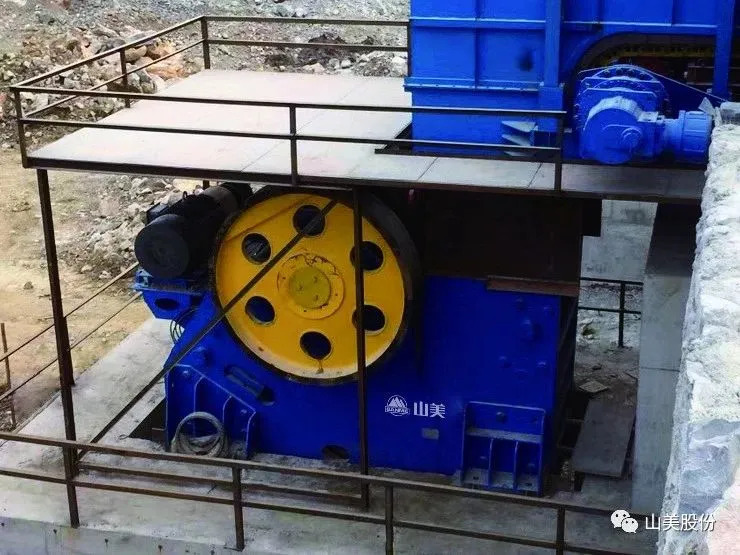 上海山美顎式破碎機(jī)性能優(yōu)勢(shì)施工現(xiàn)場(chǎng)